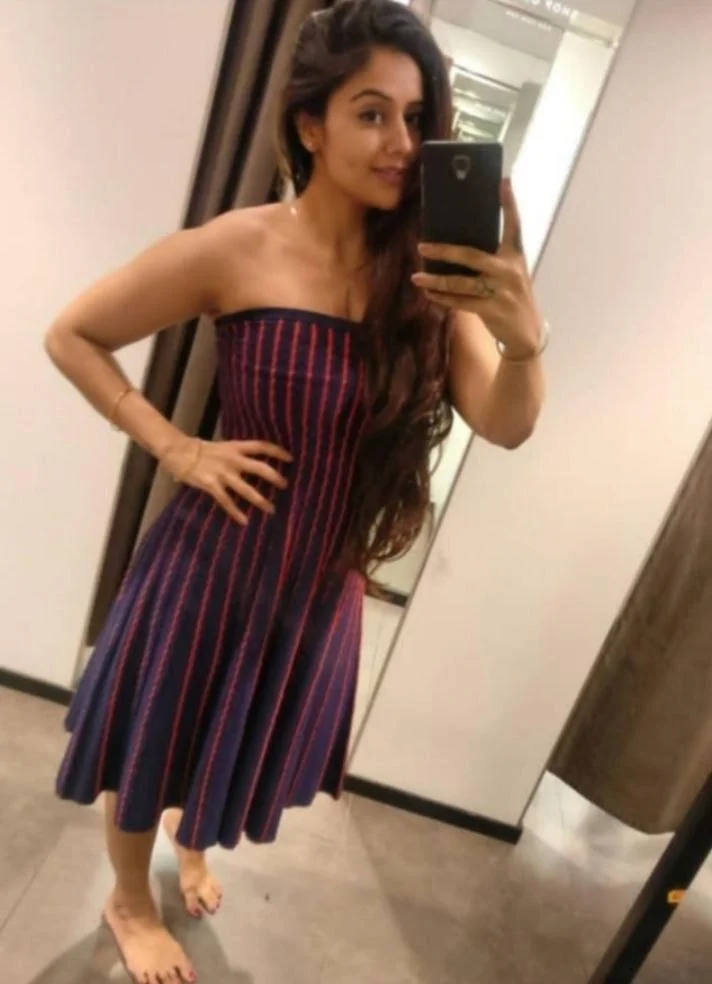 Call girls in Vibhuti Khand, Lucknow — verified escort service