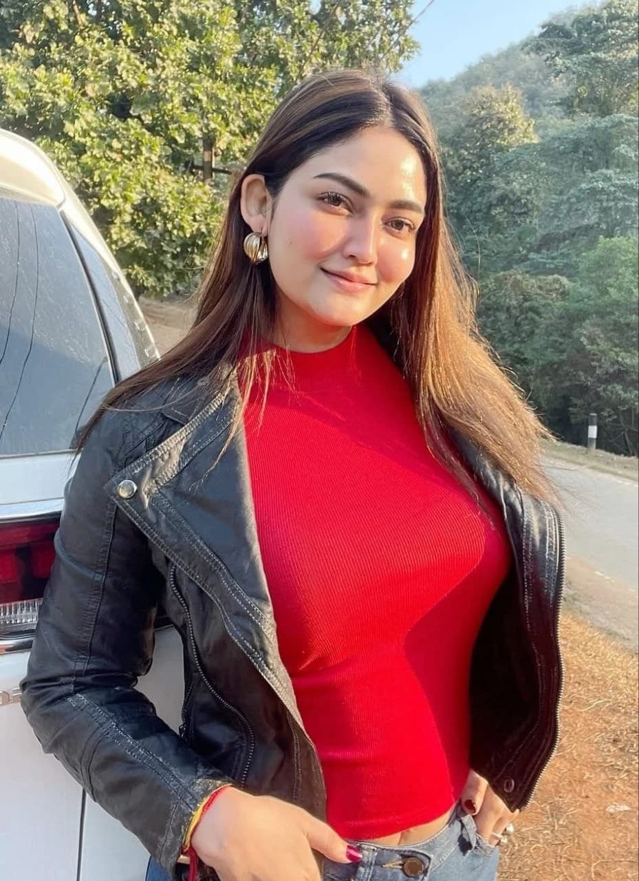 Tanvi Alambagh call girl photo